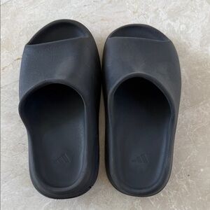Authentic Yeezy Slides